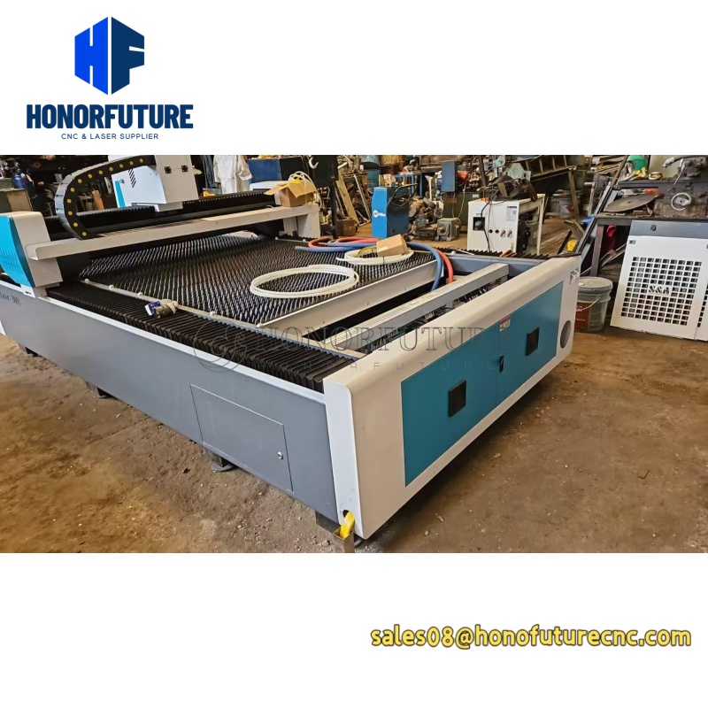 Powerful Fiber Laser Cutting M - огляд і ціна Industrial Fiber Laser Cutting Machine