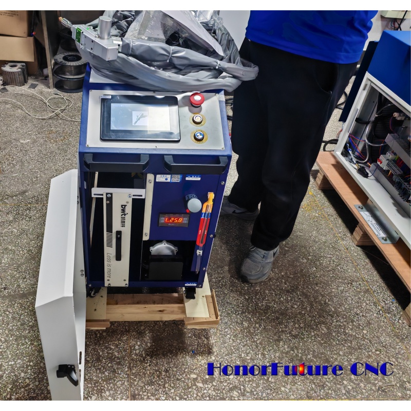 Industrial 1500W BWT Fiber Las - огляд і ціна Industrial Laser Removal Machine